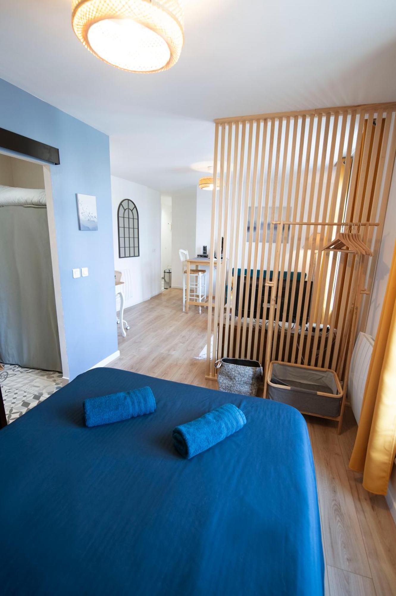 Le Cosy & Boise De Pontoise Apartment ภายนอก รูปภาพ