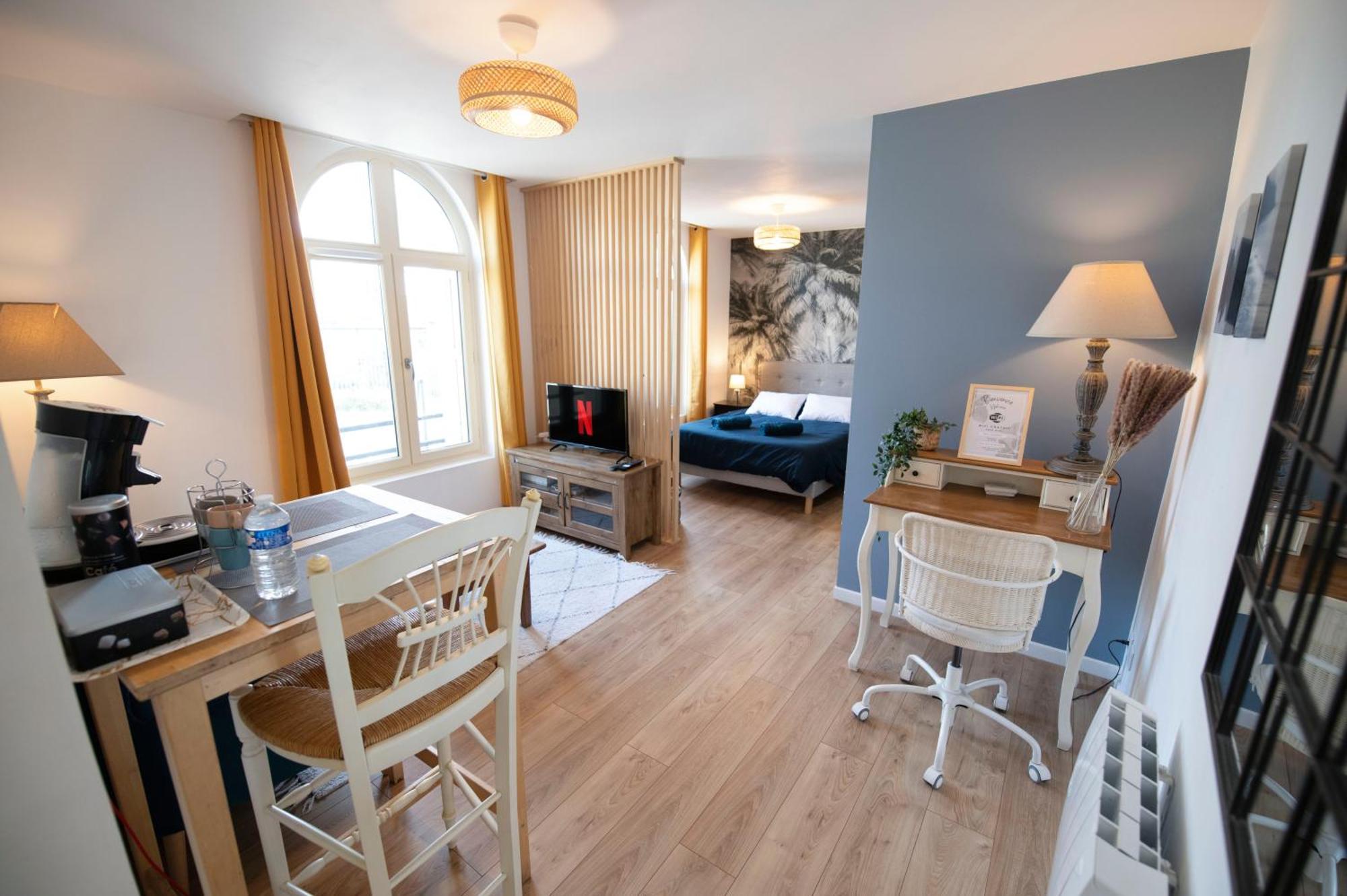Le Cosy & Boise De Pontoise Apartment ภายนอก รูปภาพ